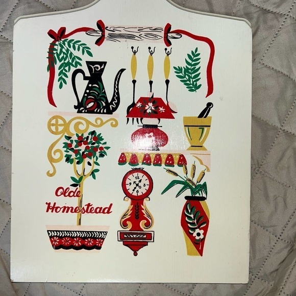 Vintage Yugoslavia Wooden Decorative Cutting Board Wall Hanging - Picture 2 of 5